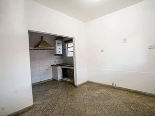 PH en venta - 2 dormitorios 1 baño - 261mts2 - Berisso