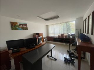 SE VENDE APARTA OFICINA  EN MEDELLIN X LA 70 IDEAL PARA AIRBNB