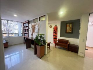 SE VENDE APARTA OFICINA  EN MEDELLIN X LA 70 IDEAL PARA AIRBNB