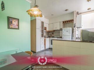 Foto 4 de Semipiso 3 amb de 84m2 c/baño y toilette en edificio de gran categoría en San Juan y Boedo