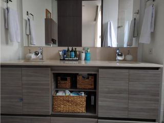 Venta Moderno Apartamento El Poblado Vía Tomatera Los Parras