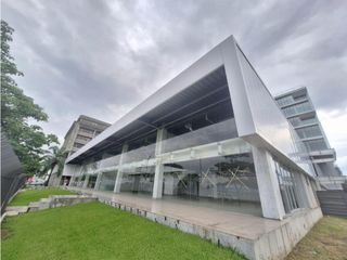 Foto 1 de LOCAL COMERCIAL EN ALQUILER – AV. DE LAS AMÉRICAS, GUAYAQUIL