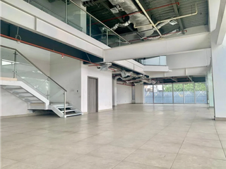 Foto 13 de LOCAL COMERCIAL EN ALQUILER – AV. DE LAS AMÉRICAS, GUAYAQUIL