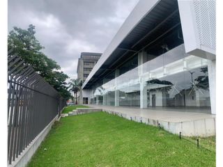 Foto 3 de LOCAL COMERCIAL EN ALQUILER – AV. DE LAS AMÉRICAS, GUAYAQUIL