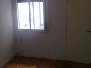 Foto 4 de ALQUILO HERMOSO 2 AMBIENTES EN ZUVIRIA AL 100 (CABALLITO)
