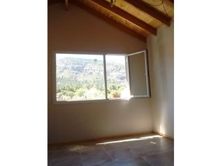Foto 5 de EN VENTA CASA DE 2 HABITACIONES EN BARRIO ARRAYANES, EL BOLSÓN CA-260