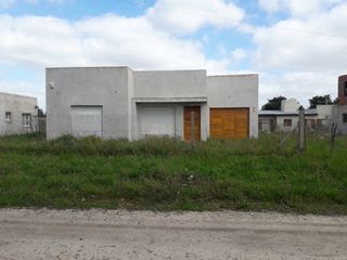 Foto 1 de Casa - Chalet en Venta en La Laura