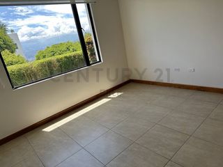 Alquilo dúplex Vista Grande Miravalle
