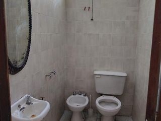 Departamento Tipo Casa en venta en Quilmes Este