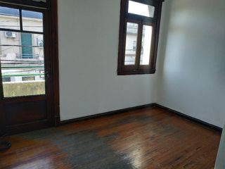 Departamento Tipo Casa en venta en Quilmes Este