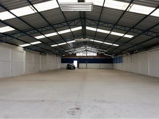 Foto 1 de Se alquila bodega en Portoviejo