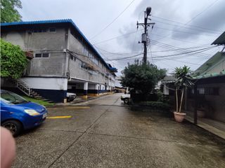 Foto 3 de GUAYAQUIL, AV CARLOS JULIO AROSEMENA SE VENDE PROPIEDAD COMERCIAL
