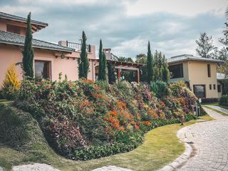 Foto 18 de Venta de casas de 2 dormitorios en exclusivo conjunto, Checa