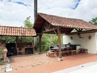 Foto 2 de VENTA de CASAS en VILLETA