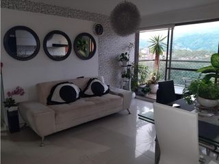 Apartamento en venta en Laureles Almería