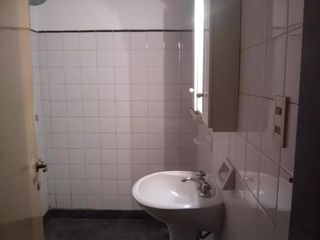 PH en venta - 2 dormitorios 1 baño - 55mts2 - Tolosa