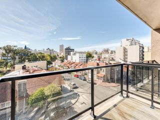 Venta Departamento  de 3 ambientes con balcon- Guemes . Mar del Plata