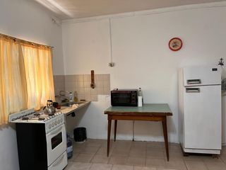 Casa en venta - 2 Dormitorios 1 Baño - Cochera - 800Mts2 - Punta Indio