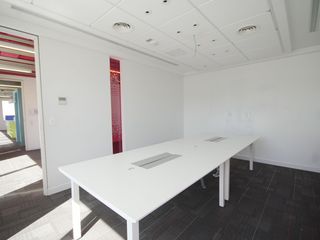Oficina amoblada en Catalinas