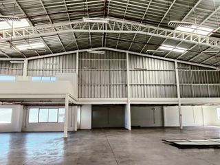 Foto 4 de Galpón en  RENTA o VENTA con uso de suelo industrial
