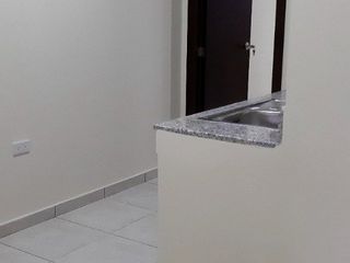 Foto 4 de Vendo CASA RENTERA EN SAMANES. Villa y 5 departamentos.  Propiedad con doble calle.