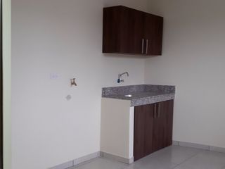 Foto 2 de Vendo CASA RENTERA EN SAMANES. Villa y 5 departamentos.  Propiedad con doble calle.