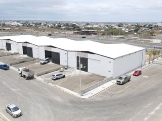 Foto 12 de Bodegas en alquiler Manta