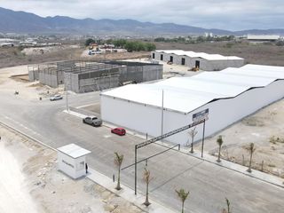 Foto 10 de Bodegas en alquiler Manta