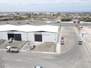 Foto 11 de Bodegas en alquiler Manta