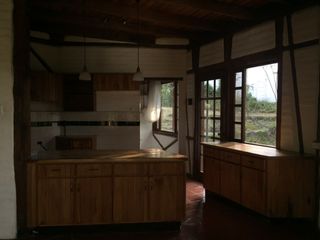Foto 9 de CASA EN  LA URBANIZACIÓN LA CERAMICA * Lotizaciòn Rumihuaico * 336 M2,  CONSTRUCCIÓN