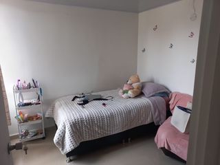 Foto 2 de apartamento en venta en colina campestre. Cod V6479802