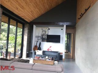 Hermosa Casa Finca con acabados modernos(MLS#238907)