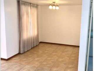 Foto 6 de Casa En Venta A Un Super Precio, El Palacio I
