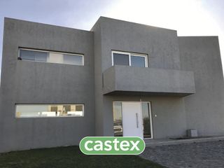 Foto 2 de Casa en venta con vista a la laguna en Golf de El Cantón