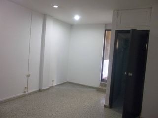 Foto 3 de OFICINA EN ARRIENDO BARRIO CENTRO | 5004