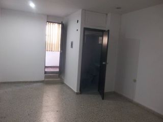 Foto 2 de OFICINA EN ARRIENDO BARRIO CENTRO | 5004