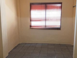 Foto 7 de Venta de Casa una planta, esquinera con suite independiente Alborada 5 etapa, Guayaquil (J Luna)