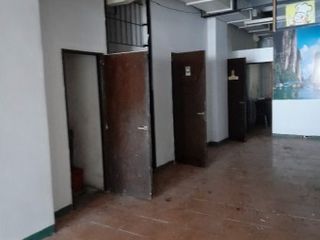Foto 4 de ALQUILER - LOCAL MUY BUENA UBICACION