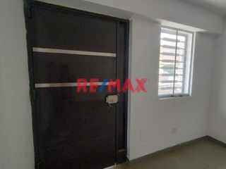 Foto 9 de AREA TOTAL 136m² 
UBICADO: 
FRENTE A PLAZA NORTE URB. TREBOL 1ERA ETAPA – LOS OLIVOS, JIRON TOMAS CATARI Y ANTONIO CABO AL COSTADO DEL COLEGIO QUIÑO