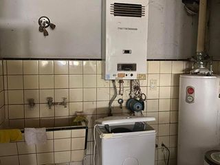 Foto 26 de LATORRE PROP VENDE IMPORTANTE CHALET  5 AMB