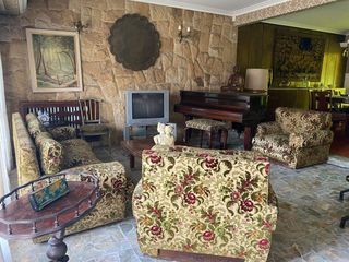 Foto 4 de LATORRE PROP VENDE IMPORTANTE CHALET  5 AMB