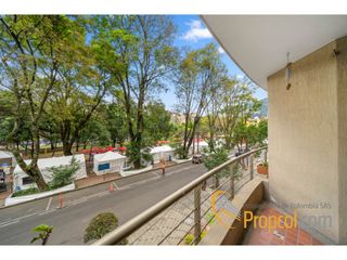Se Vende  Apartamento en El Parque del Virrey, Bogotá
