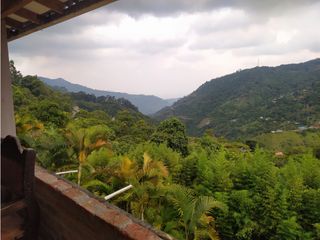Hermosa Finca Ubicada en Felidia Valle de Cauca - 2 Casas Lote 3500m2