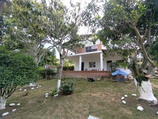 Foto 1 de Venta de Casa - Finca en Ruitoque Bajo - Acapulco. Cod V5825