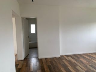 Foto 23 de Casa en venta. Lote interno. con pileta San Matías, Escobar