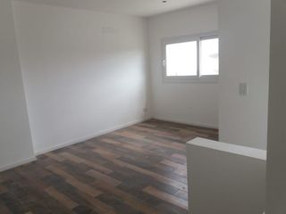 Foto 15 de Casa en venta. Lote interno. con pileta San Matías, Escobar