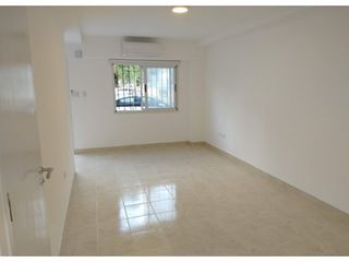 Foto 2 de Duplex tres ambientes