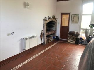 Foto 8 de Casa con amplio lote barrio Los Troncos