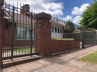 Foto 28 de Casa con amplio lote barrio Los Troncos