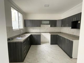 Foto 6 de VENTA CASA POR ESTRENAR URBANIZACION SAN ANTONIO, ACABADOS MODERNOS, SEGURIDAD 24/7 (LM)